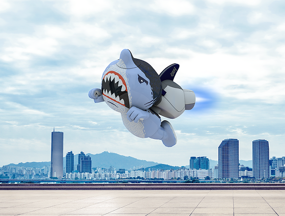 Sharky B streetsnap in Korea